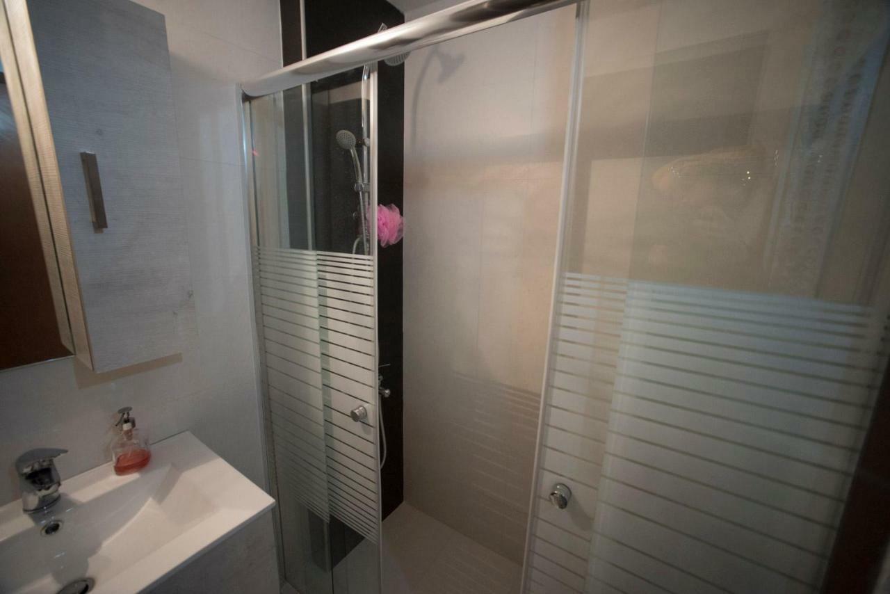 Cristal Apartment Corinth Экстерьер фото